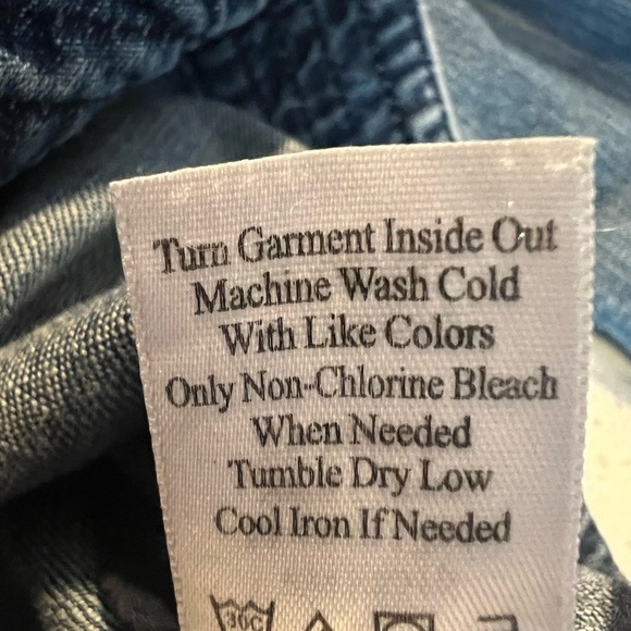 Coldwater Creek Denim LightWash Short Waisted Jacket Chest Pockets Large - Picture 6 of 15